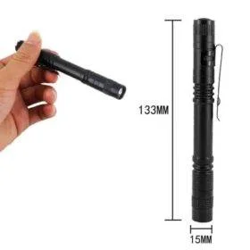 كشاف على شكل قلم